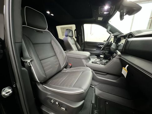 New 2026 GMC Sierra 1500 AT4X image 29