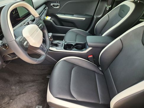 New 2026 Kia K4 GT-Line image 9