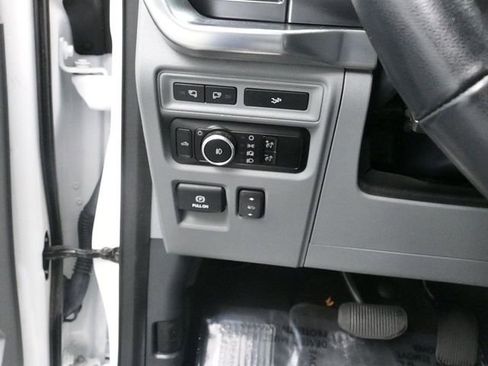 Used 2023 Ford F150 Lariat image 21