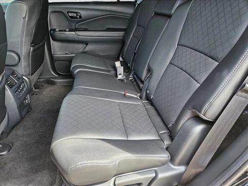 Used 2023 Honda Passport Elite image 17