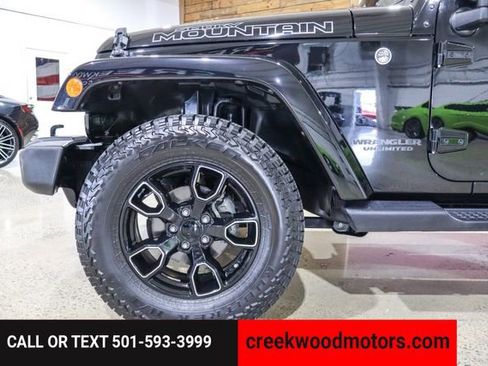 Used 2017 Jeep Wrangler Unlimited Sahara image 33