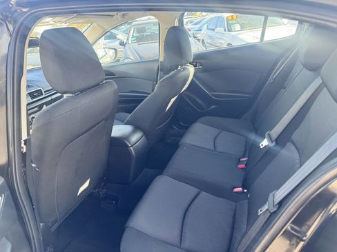 Used 2016 MAZDA MAZDA3 i Sport image 11