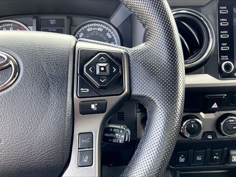 Used 2023 Toyota Tacoma TRD Pro AWD/4WD image 24