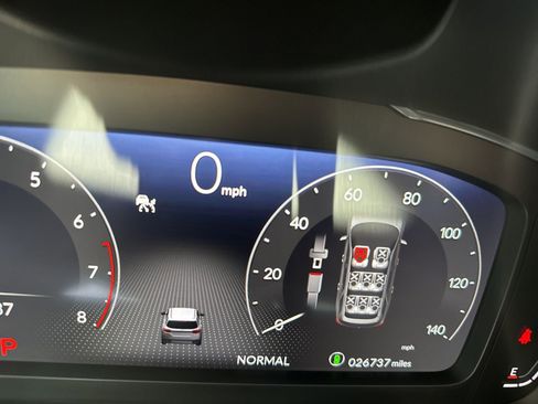 Used 2024 Honda Pilot Elite image 9