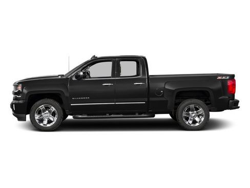 Used 2017 Chevrolet Silverado 1500 LTZ Z71 w/ LTZ Plus Package image 6
