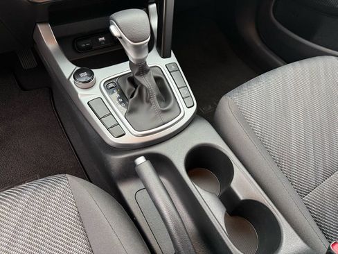 Certified 2024 Kia Seltos LX image 22