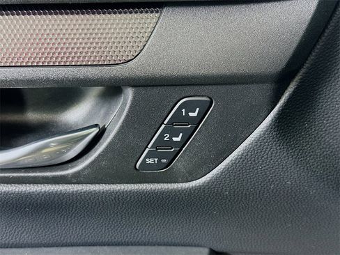 Used 2025 Honda CR-V Sport-L image 20