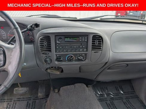Used 2001 Ford F150 XLT AWD/4WD image 3