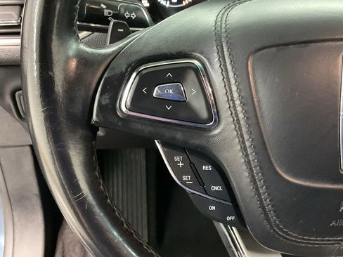 Used 2018 Lincoln MKZ Premiere FWD image 9