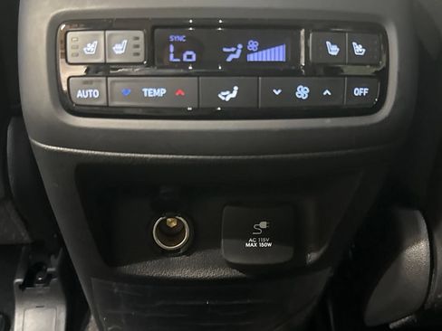Used 2025 Hyundai Palisade SEL FWD image 18
