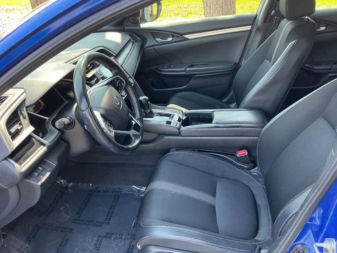 Used 2019 Honda Civic Sport image 10