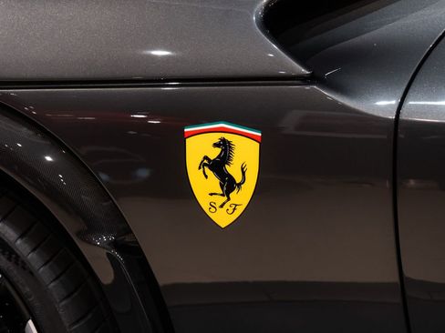 Certified 2025 Ferrari Purosangue AWD/4WD image 12
