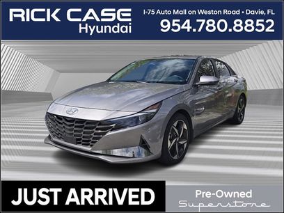 Used 2023 Hyundai Elantra Limited