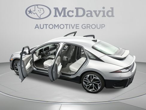 Used 2024 Hyundai Ioniq 6 SEL RWD image 44