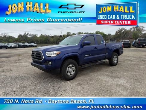 Used 2023 Toyota Tacoma SR5 image 2