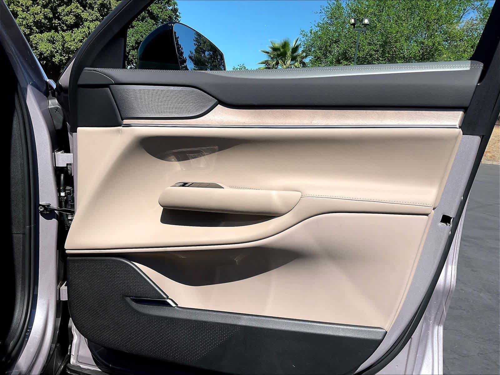 New 2026 Volvo EX90 Plus RWD image 31