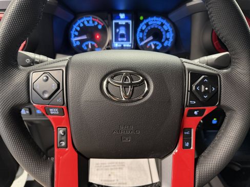 Used 2022 Toyota Tacoma TRD Sport w/ Technology Package AWD/4WD image 13