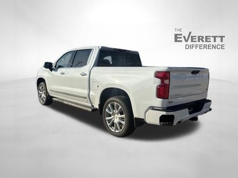New 2026 Chevrolet Silverado 1500 High Country AWD/4WD image 5