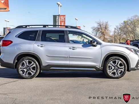 Used 2025 Subaru Ascent Limited AWD/4WD image 22