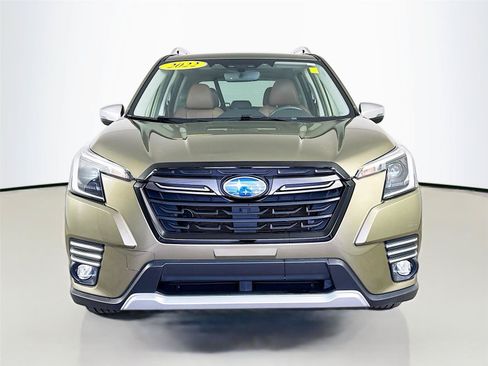 Used 2022 Subaru Forester Touring w/ Popular Package #3 AWD/4WD image 3