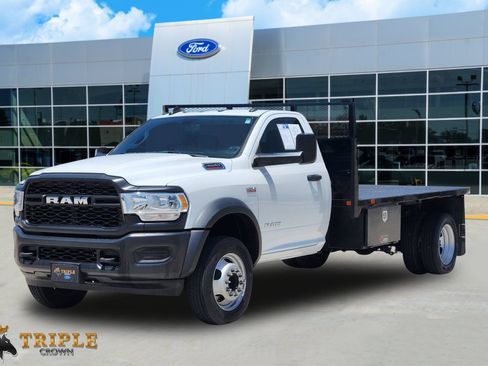 Used 2021 RAM 4500 Tradesman RWD image 2