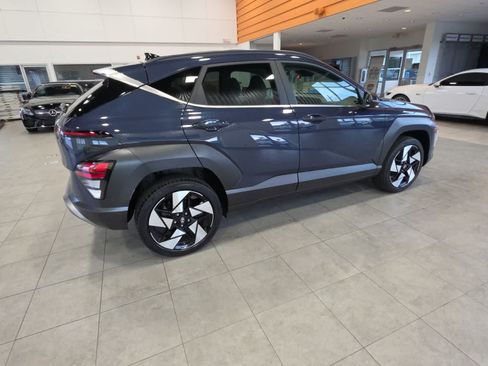 Used 2024 Hyundai Kona Limited AWD/4WD image 7