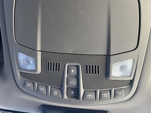 Used 2018 Ford F350 Lariat w/ Lariat Ultimate Package image 30