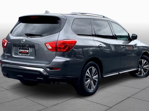 Used 2020 Nissan Pathfinder S FWD image 13
