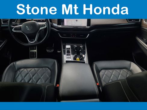 Used 2024 Volkswagen Atlas SEL Premium R-Line AWD/4WD image 17