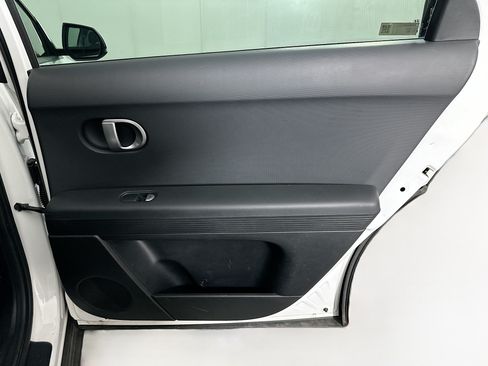 Used 2024 Hyundai Ioniq 5 SEL RWD image 30