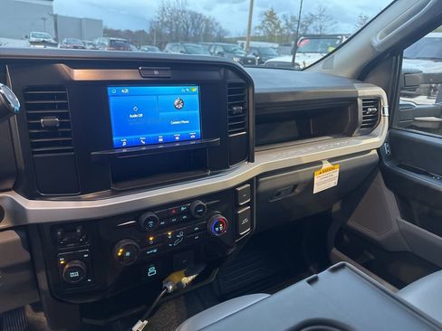 New 2026 Ford F350 XL w/ XL Chrome Package image 18
