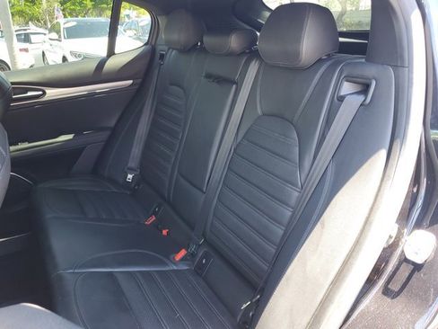 Used 2018 Alfa Romeo Stelvio Ti Sport image 20