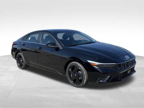 New 2026 Hyundai Elantra SEL Sport Premium FWD image 7