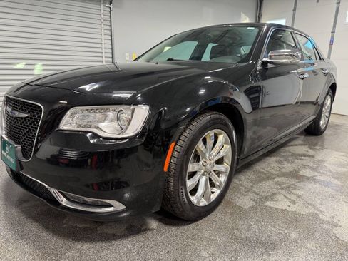 Used 2015 Chrysler 300 C w/ Light Group image 1