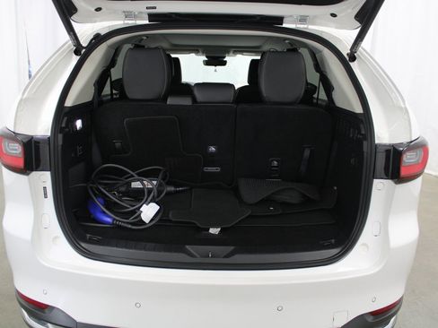 Used 2024 MAZDA CX-90 Plug-In Hybrid w/ Premium Pkg image 28