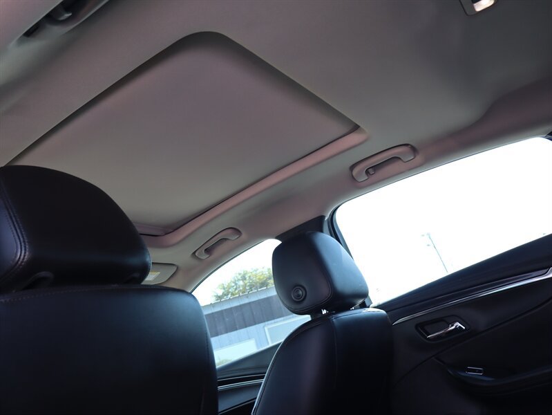 Used 2016 Chevrolet Impala LT FWD image 14