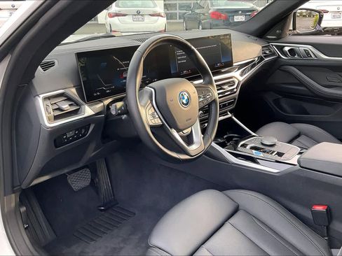 Certified 2023 BMW i4 eDrive35 image 17