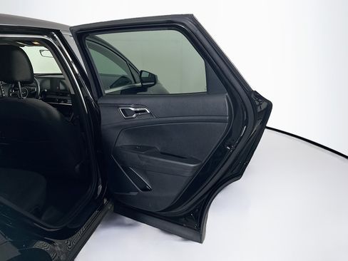 Used 2025 Kia Sportage LX FWD image 29