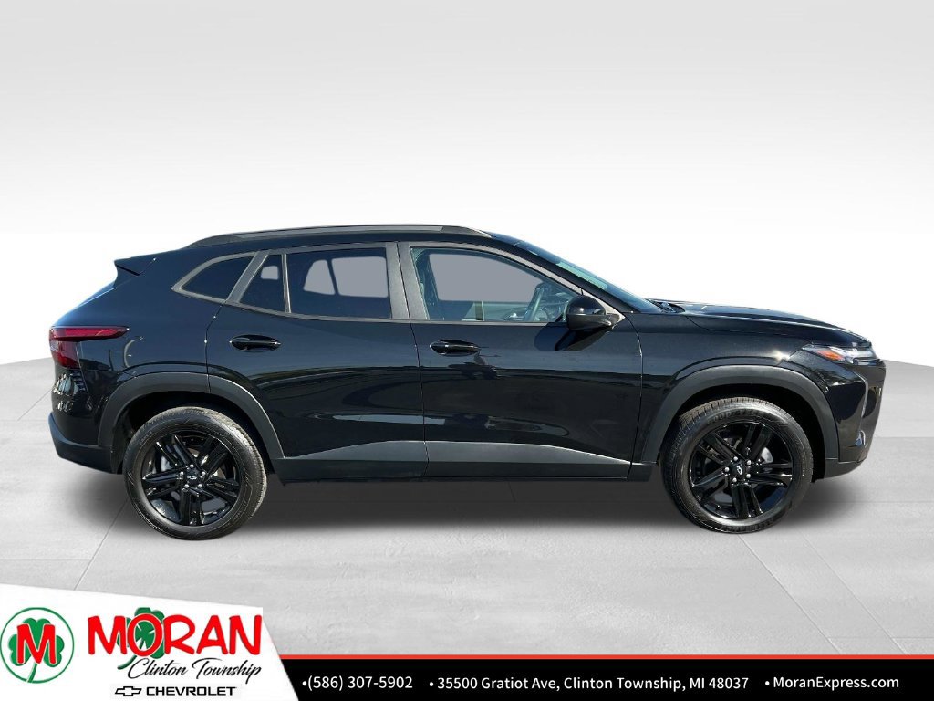 Used 2024 Chevrolet Trax ACTIV w/ Driver Confidence Package FWD image 7