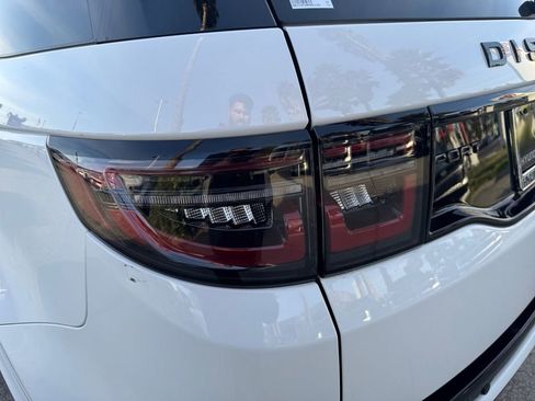 New 2023 Land Rover Discovery Sport S R-Dynamic image 35