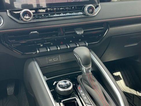 New 2026 Chevrolet Colorado Z71 image 15