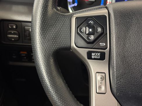 Used 2016 Toyota 4Runner Limited AWD/4WD image 19