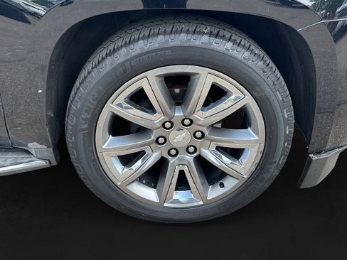 Used 2015 Chevrolet Suburban LTZ AWD/4WD image 13