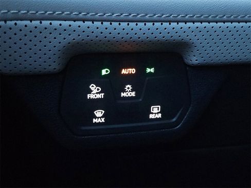 New 2026 Volkswagen Atlas Cross Sport SEL Premium R-Line image 11