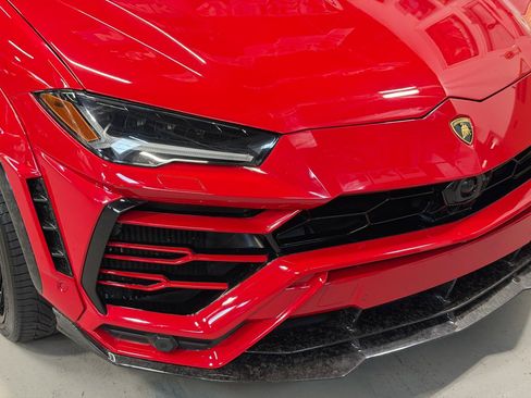 Used 2019 Lamborghini Urus AWD/4WD image 12