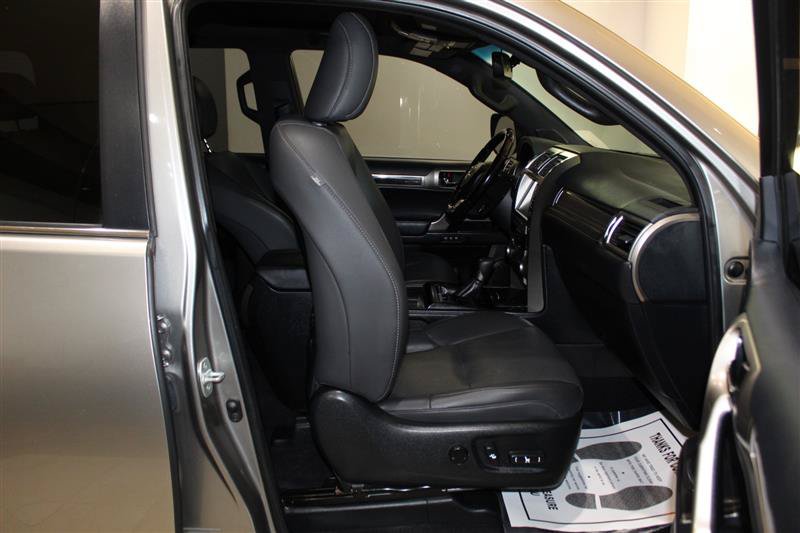 Used 2021 Lexus GX 460 Premium AWD/4WD image 29