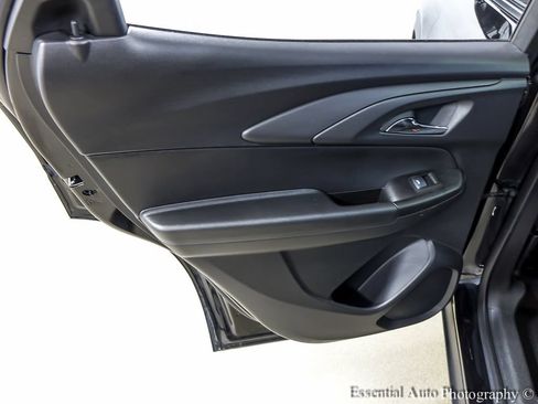 Used 2023 Chevrolet TrailBlazer RS w/ Sun and Liftgate Package FWD image 20