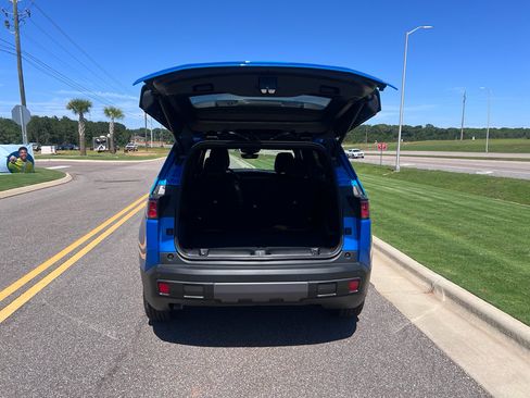 New 2026 Jeep Cherokee Limited AWD/4WD image 5