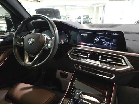 Used 2019 BMW X5 xDrive40i w/ Convenience Package AWD/4WD image 11