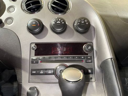 Used 2007 Pontiac Solstice Convertible w/ Preferred Package RWD image 20